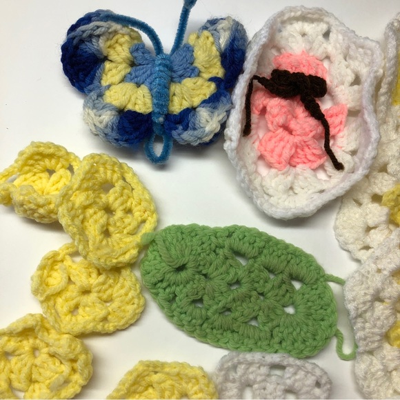 Lot of Random Crochet Pieces Butterfly Pom Pom Grannycore - Picture 2 of 5